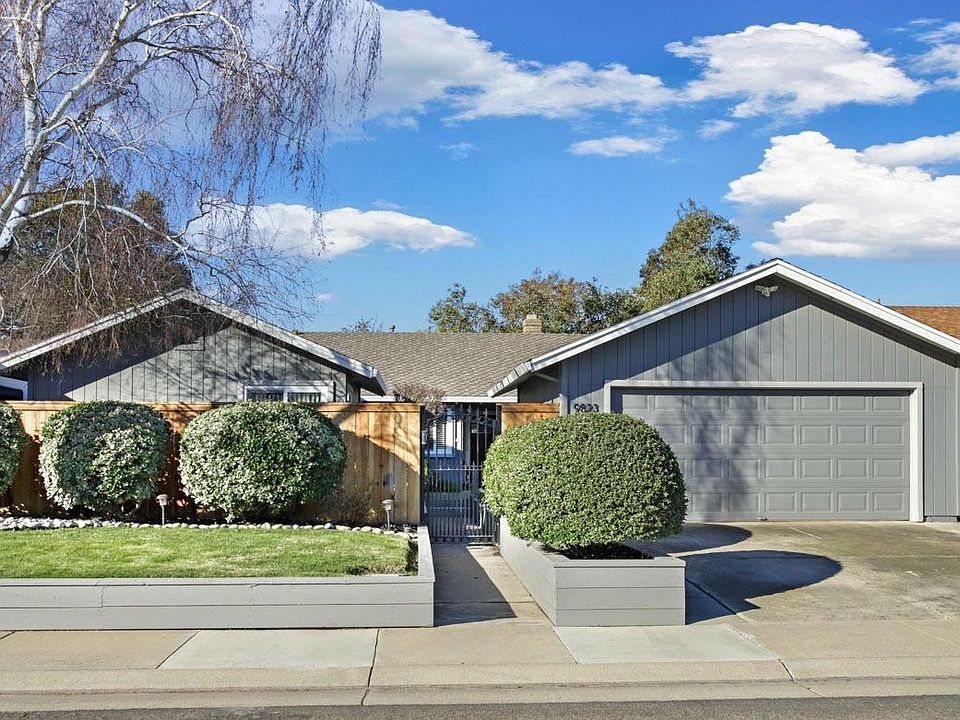 1st image of 9823 Honey Bear Ln