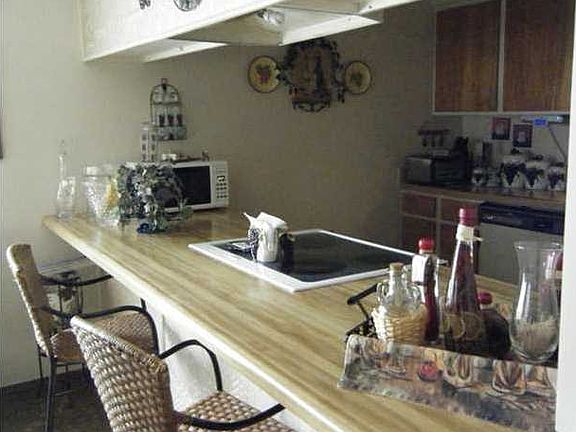 4th image of 3389 Greenbriar Cir #A-b-c