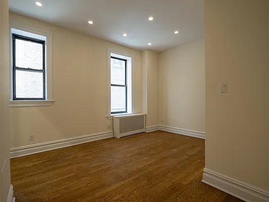 Rented by City Connections Realty | media 22