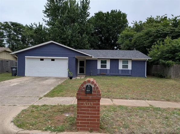 603 N Cedar St, Jenks, OK 74037
