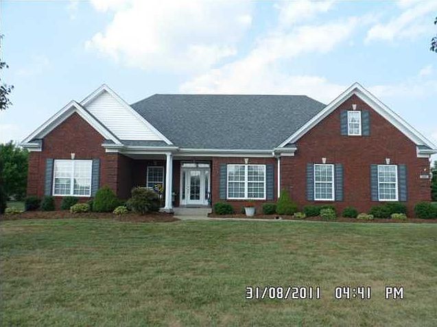 1st image of 122 Bayberry Ct