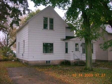 3rd image of 453 1st Ave SE