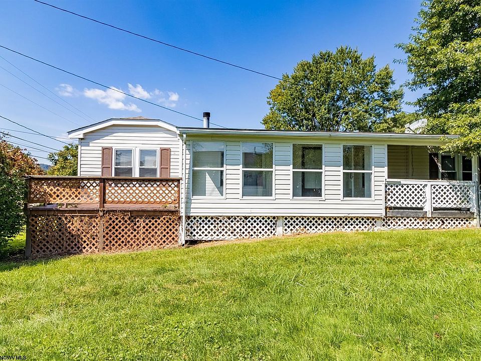 1st image of 92 Fairmor Dr