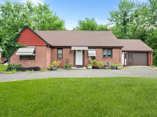 136 Cooke Street, Plainville, CT 06062