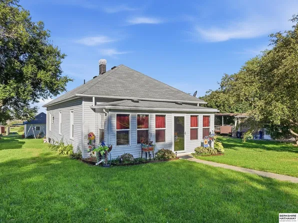717 Elm St, Uehling, NE 68063