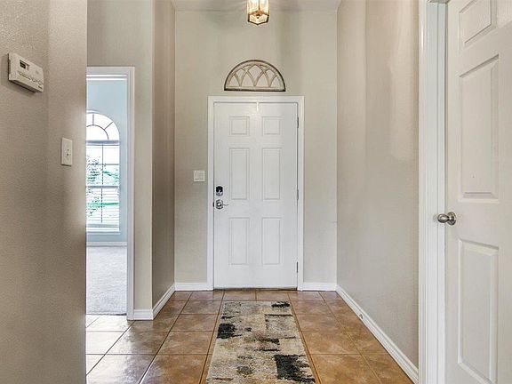 3rd image of 5455 Westchester Ln
