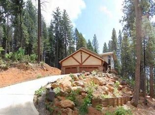 1129 Meadow Dr, Arnold, CA 95223