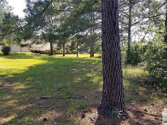 3rd image of 181 Canterwood Dr
