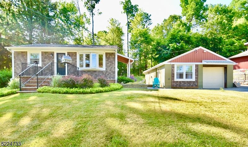 1st image of 38 Birch Dr