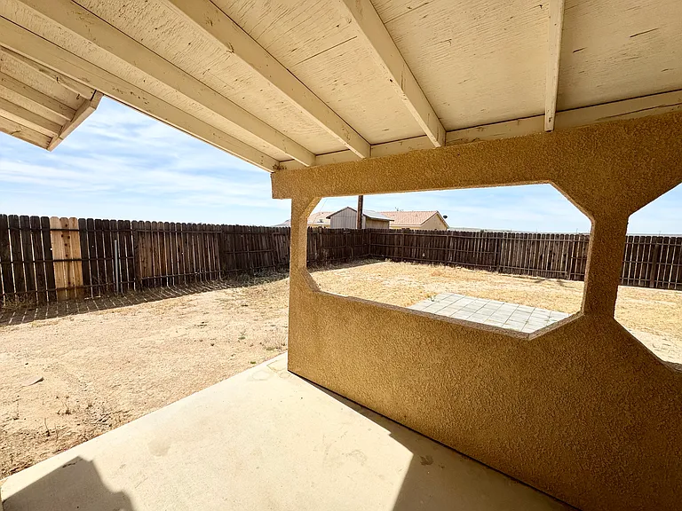 9000 Underwood Ave — Photo 18
