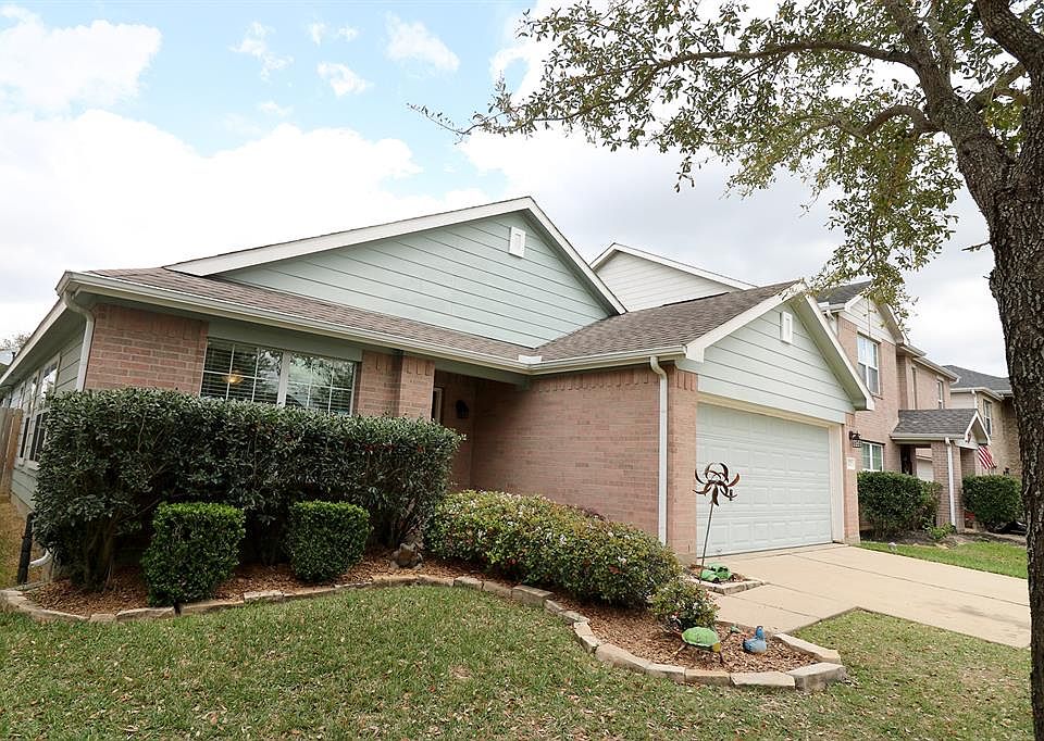 1st image of 16327 Cole Bridge Ln