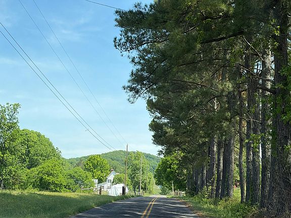4th image of 2348 Lynx Rd