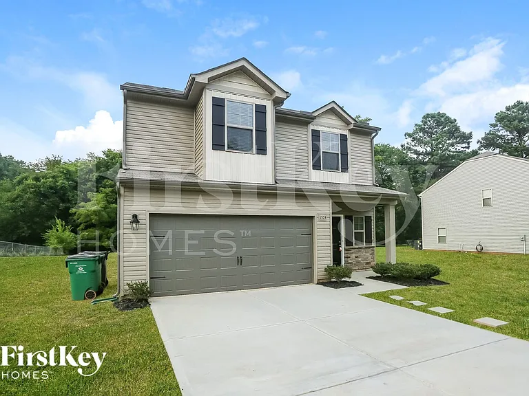 1703 Rocky River Rd — Photo 2