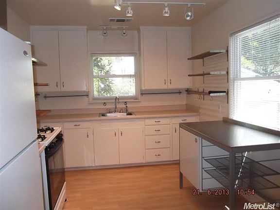 5th image of 803 Homewood Dr