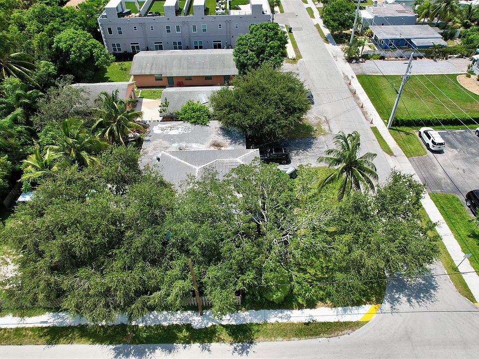 1st image of 1098 NE 35 Street