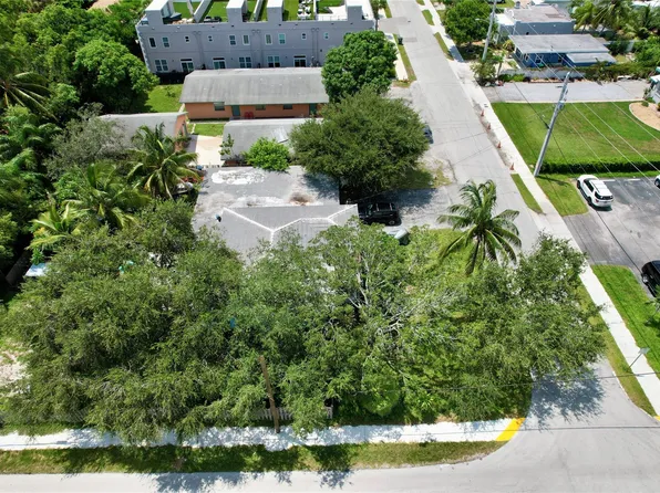 1098 NE 35 Street, Oakland Park, FL 33334