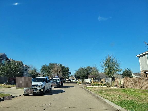 5th image of 19945 Mountain Dale Dr