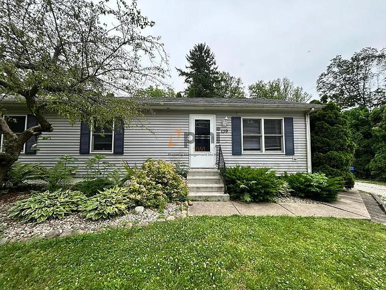 139 Kabelin Ave — Photo 1