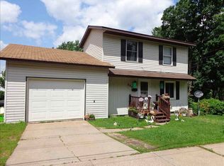 906 Maple St, Wausau, WI 54401