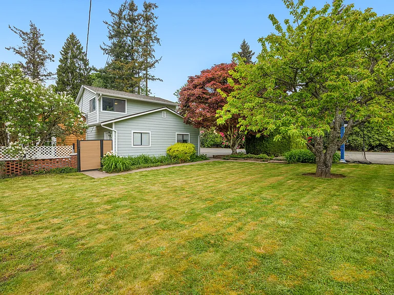 4511 88th St SW — Photo 25