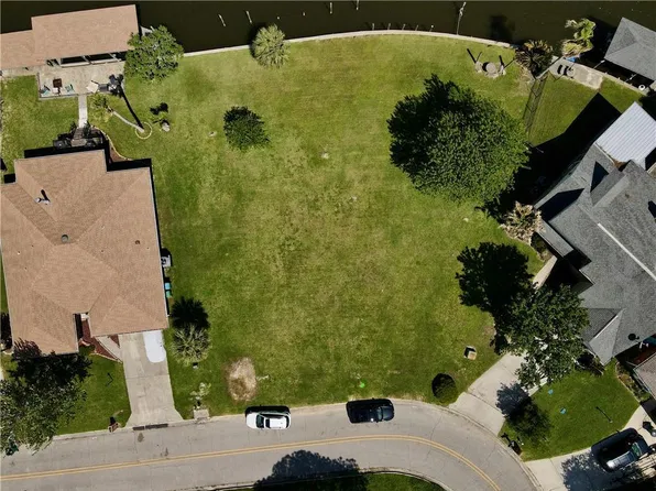 439 Charles Ct, Slidell, LA 70458