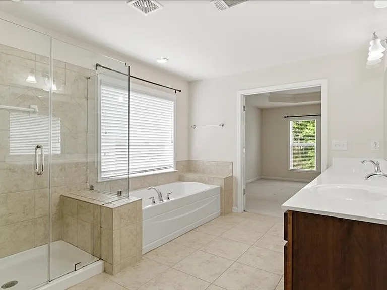 2705 Azalea Bluff Dr — Photo 36