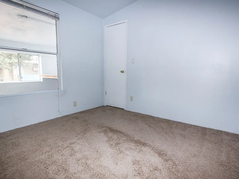 1401 Union Ln — Photo 11