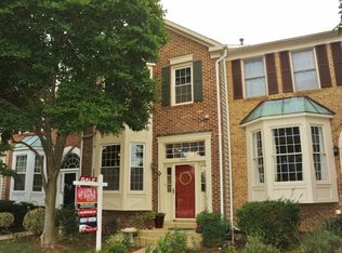 7030 Darby Towne Ct, Alexandria, VA 22315