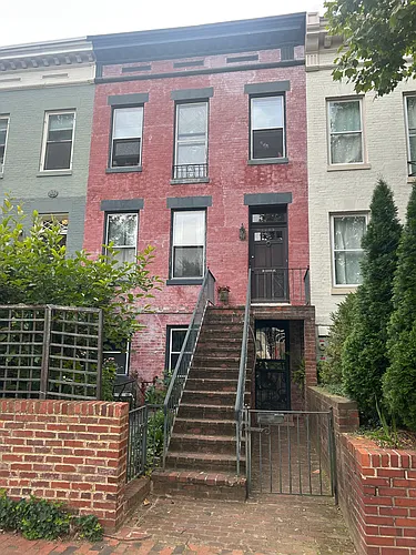 1685 35th St NW #1 Photo 1