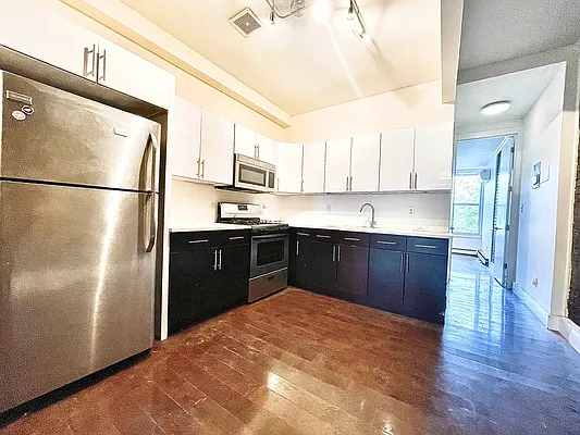 Rented by Doorway NYC, LLC | media 22