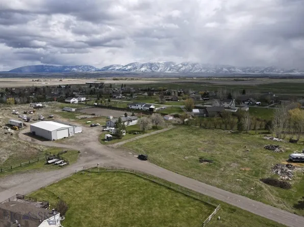 Ali John Dr, Belgrade, MT 59714