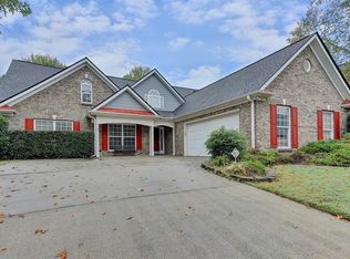 1118 Whisperwood Ln, Lawrenceville, GA 30043