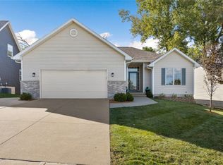1331 34th St SE, Cedar Rapids, IA 52403