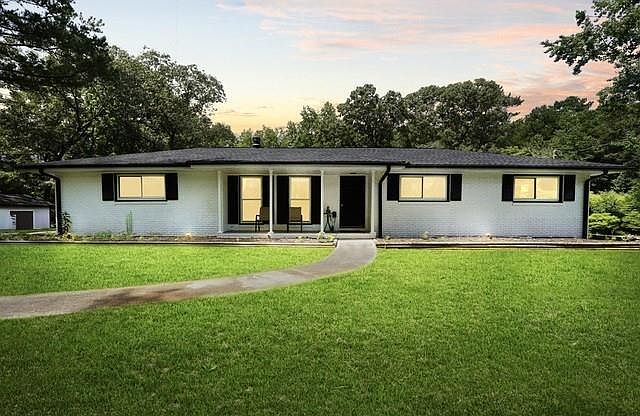 1st image of 205 Elliott Rd