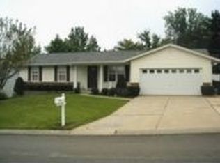 3809 Silver Rdg, Saint Peters, MO 63376
