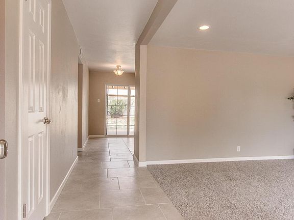 2nd image of 12201 Bermuda Dr NE