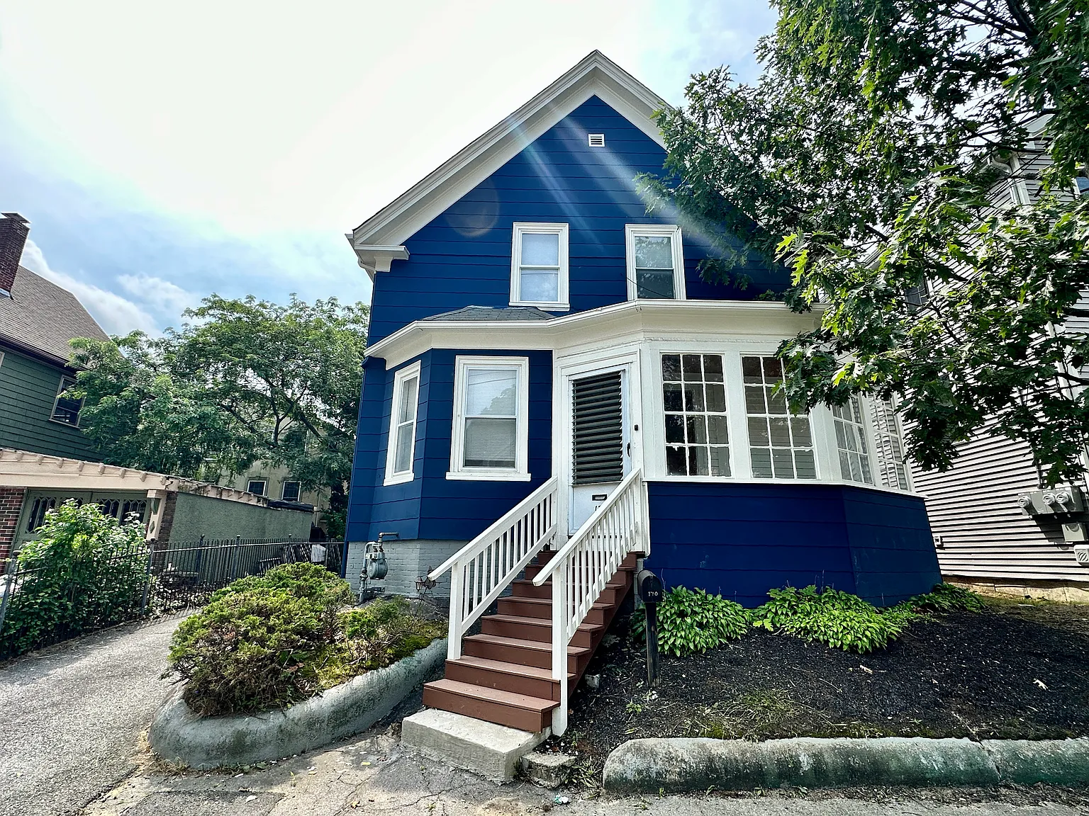 4 bed, 1380 sqft, $2,950 — Photo 1
