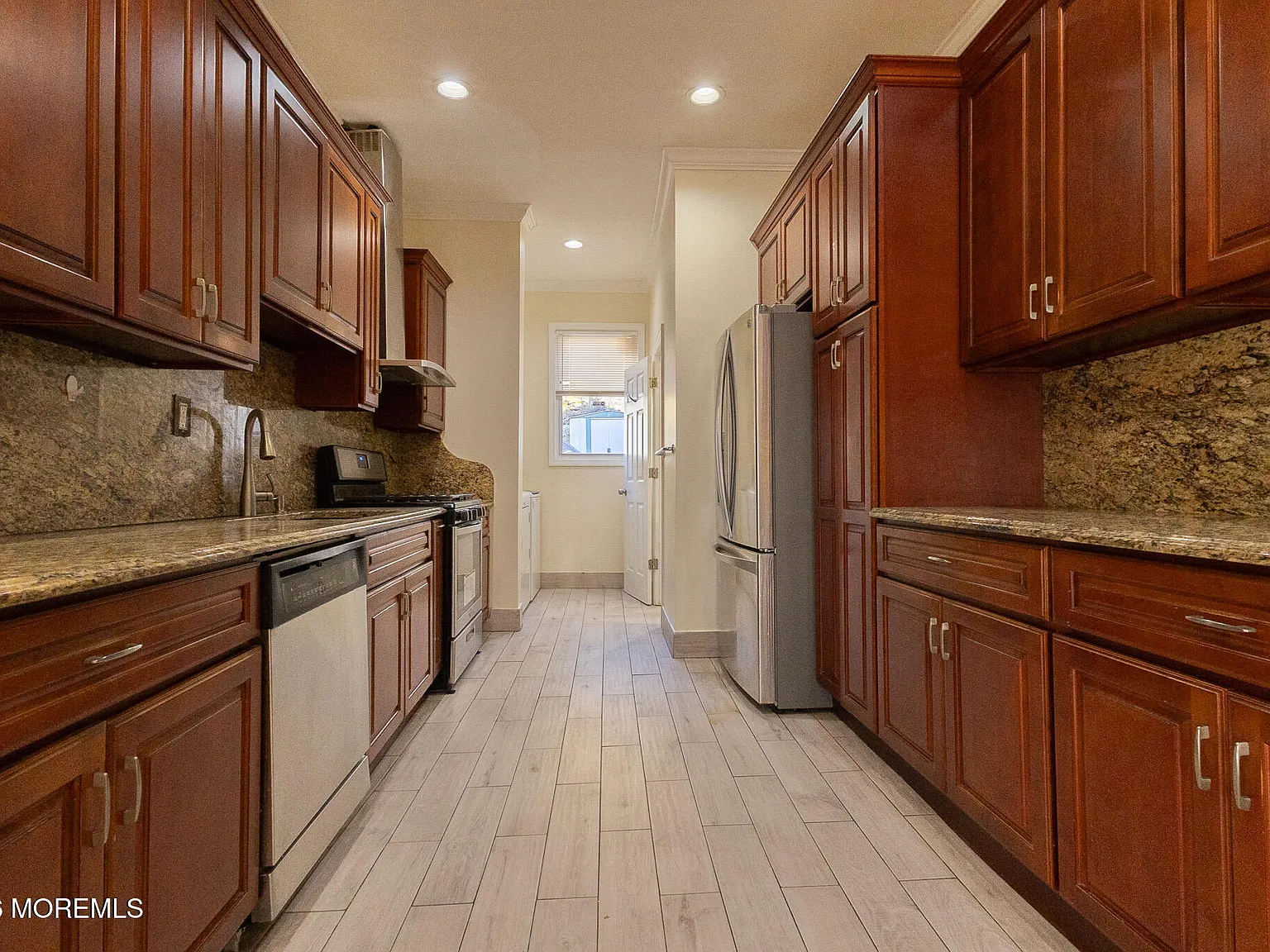 3 bed, $2,950 — Photo 4
