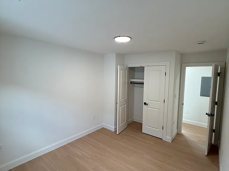 29 Robert St #1 — Photo 10