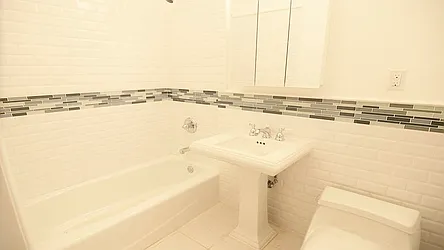 Rented by Park Property Advisors