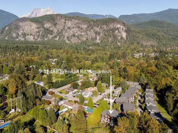 41488 Brennan Rd #5, Squamish, BC V0N 1H0
