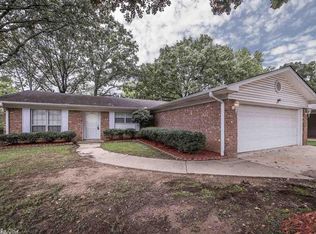 8403 Pennwood Dr, Sherwood, AR 72120