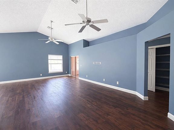 5th image of 551 LAKE CHARLES DRIVE