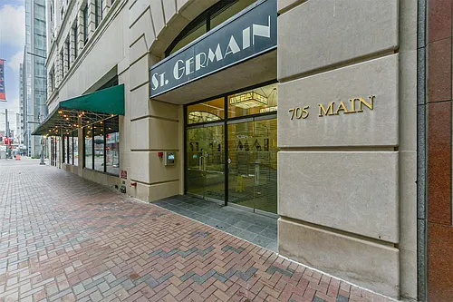 705 Main St Photo 1