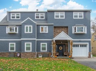 28 Voorhis Pl, Pompton Plains, NJ 07444