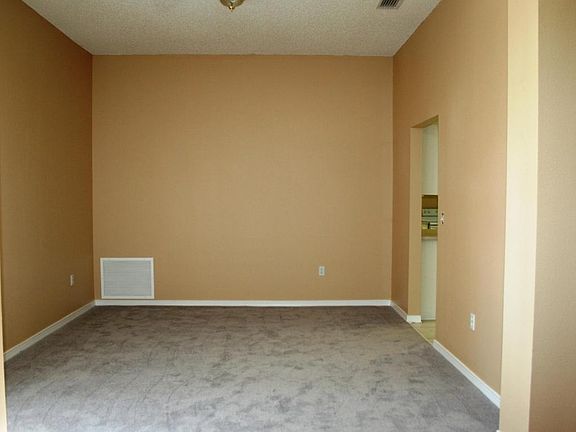 4th image of 7939 Malta Ct