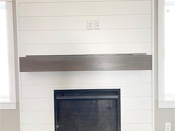 2nd image of 1702 NW Spruce Dr