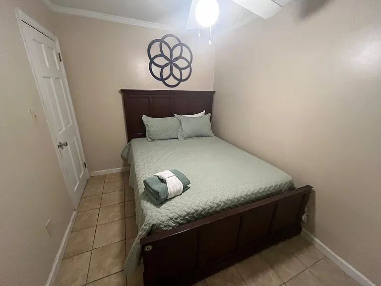 408 Howle Ave #A — Photo 7