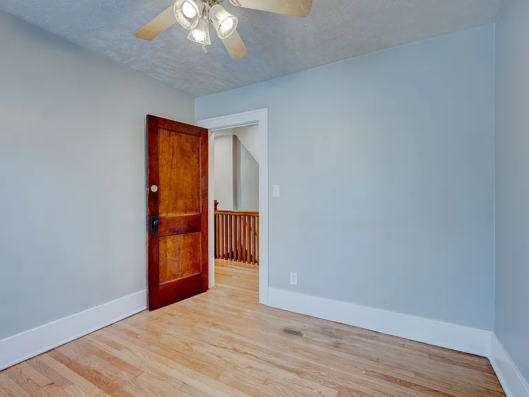 3427 Cuming St — Photo 6