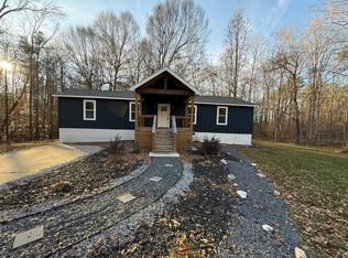 140 Walker Woods Dr, Carrollton, GA 30116